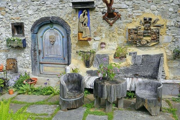 Fascinating History Of Garden Furniture, Pompeii Outdoor Furniture