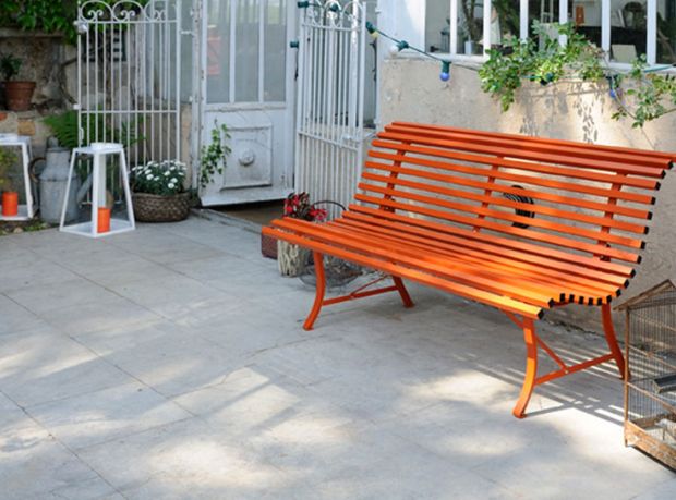 Modern benches for a contemporary garden